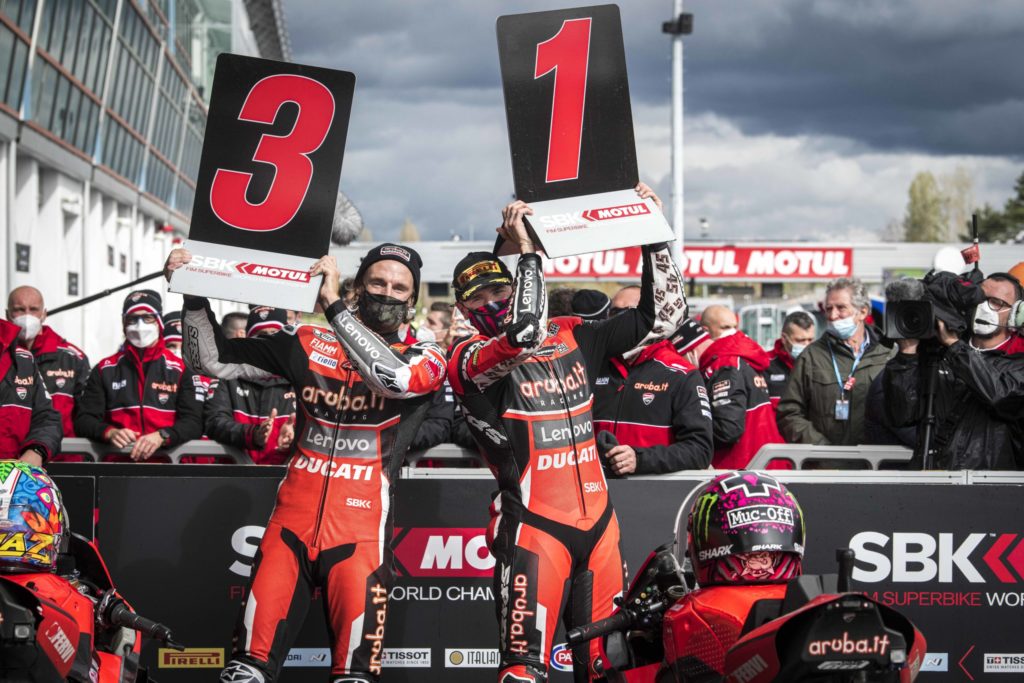 Scott Redding wins Magny-Cours WSBK, Rea fourth