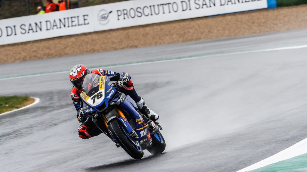 Jonathan Rea first in wet FP1 at Magny-Cours as Caricasulo crashes