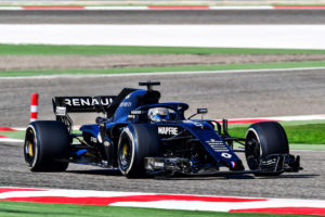 Alonso fastest as Buemi crashes in a Red Bull in the Abu Dhabi young driver test