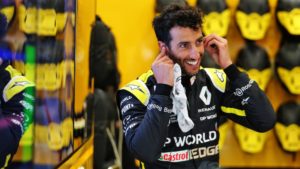 Ricciardo holds a 'productive' F1 TV meeting over Grosjean's crash