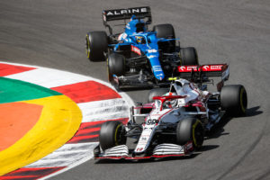 Alfa Romeo and Alpine also have 'bendy wings'