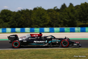 Hamilton tops as Schumacher crashes in Hungarian GP FP3