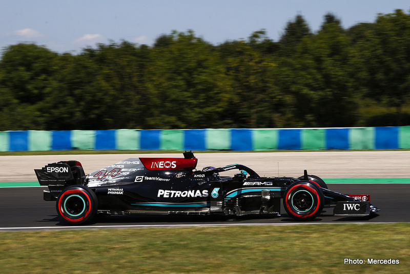 Hamilton tops as Schumacher crashes in Hungarian GP FP3