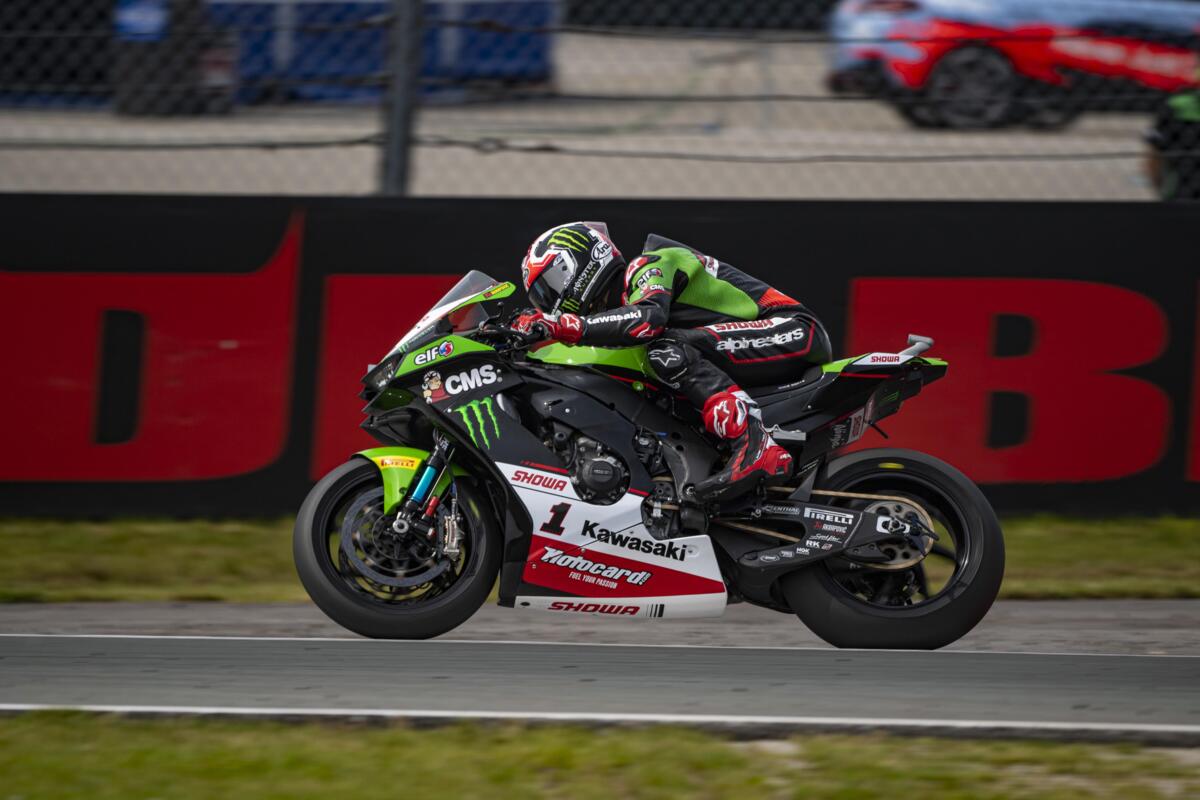 Rea wins Assen Superpole race taking back title lead