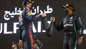 Ralf Schumacher urges Red Bull not to be distracted by Mercedes tactics as the title fight is on