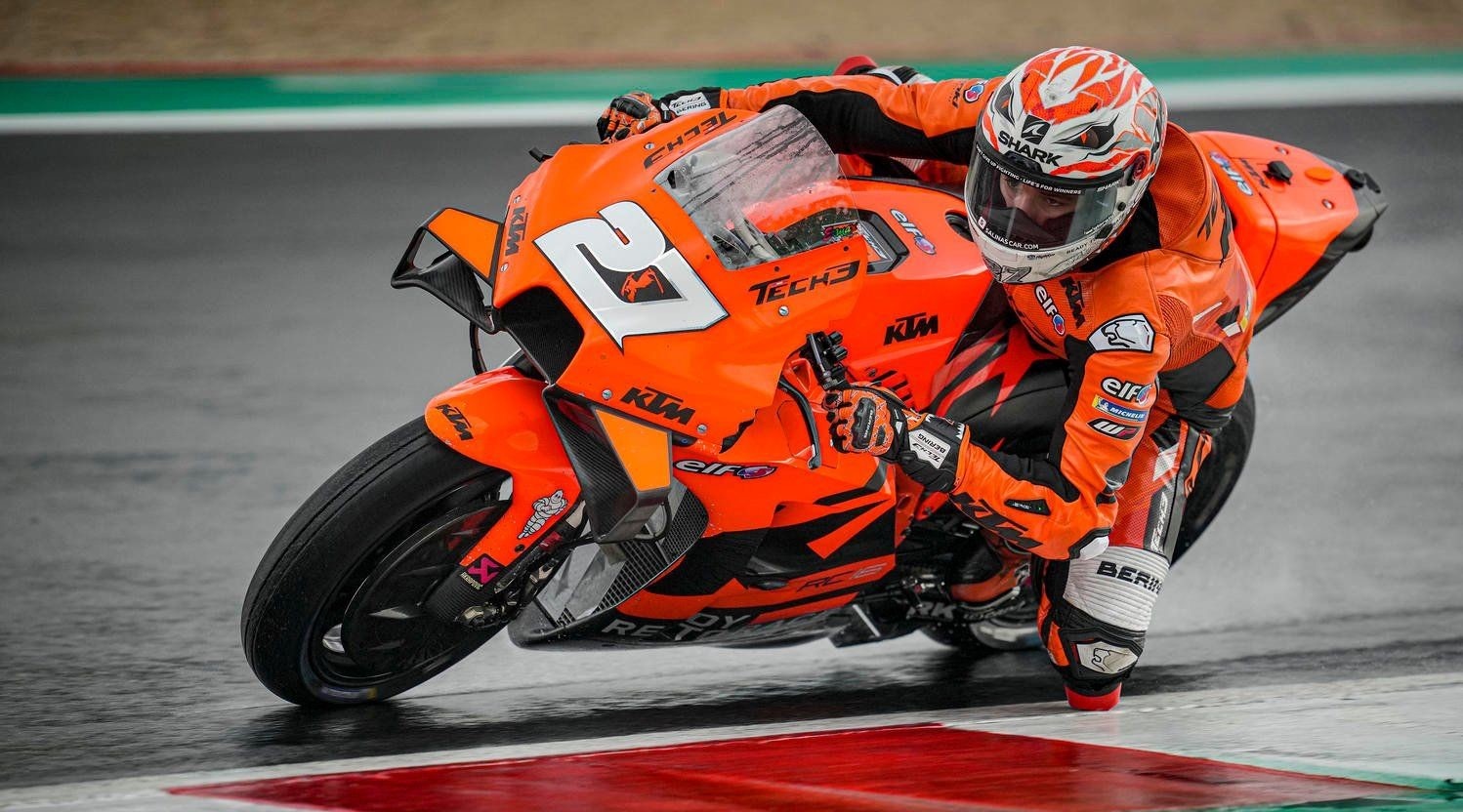 Lecuona tops wet Valencia GP FP1 as Miller and Bagnaia crash(Results)