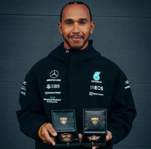 Lewis Hamilton receives prestigious BRDC gold medal and star award