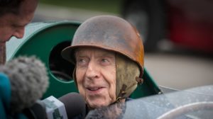 F1 legend Tony Brooks dies, aged 90