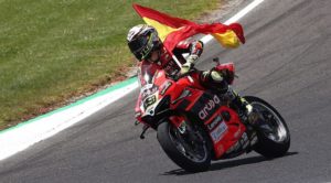 Bautista edges out Rea to win Phillip Island WSBK finale