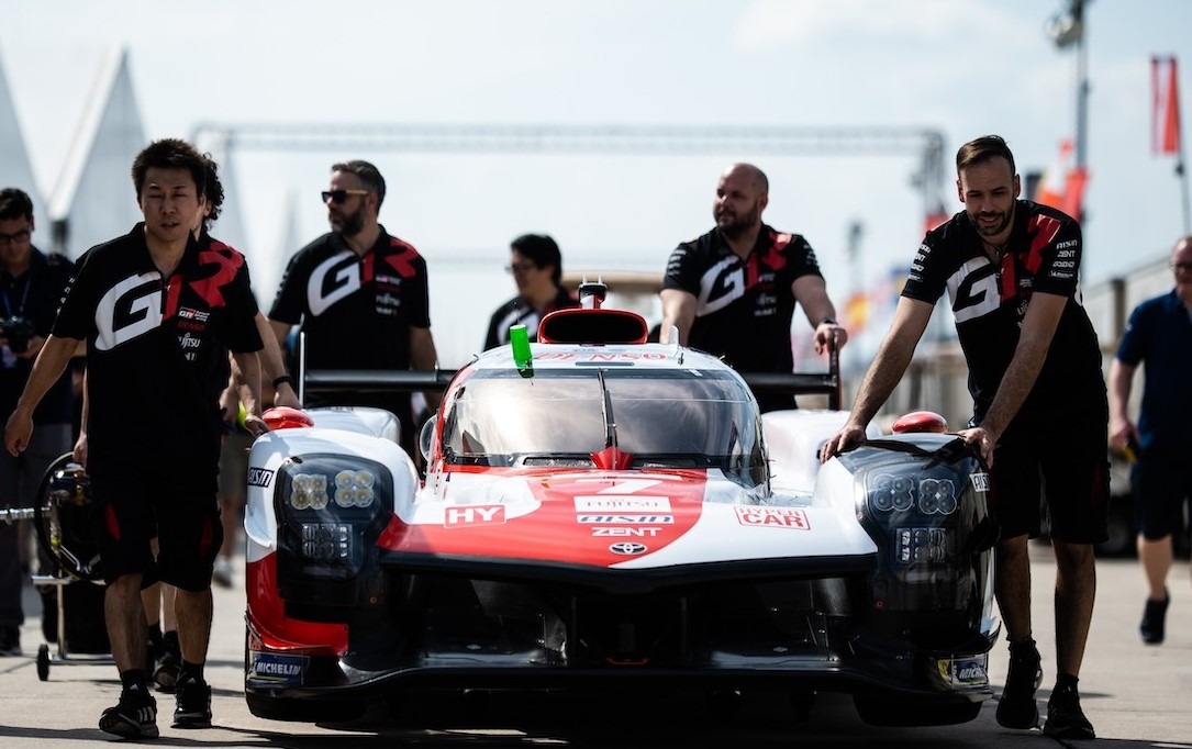 Toyota tops third session of Sebring prologue as No.51 AF Corse Ferrari crashes