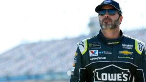 Jimmie Johnson pulls out of Chicago race after family tragedy