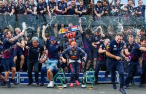 Red Bull staff send a hilarious message to Horner