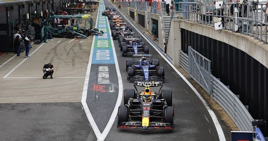 FIA introduces a new pit lane rule ahead of Brazilian Grand Prix