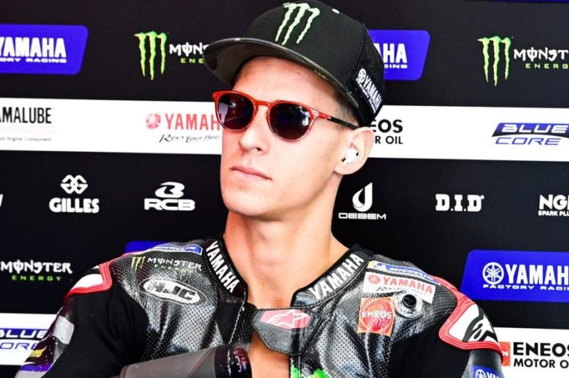 Fabio Quartararo signs to remain at Yamaha for two more years