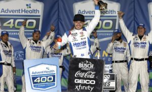 Kyle Larson pips Chris Buescher in closest finish in NASCAR history at Kansas