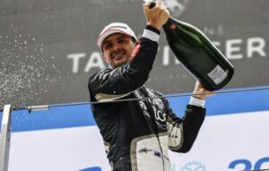 Mitch Evans pips Wehrlein to win Shanghai E-Prix