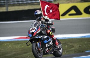 Toprak Razgatlioglu dominates WorldSBK Misano Race 1 taking title lead