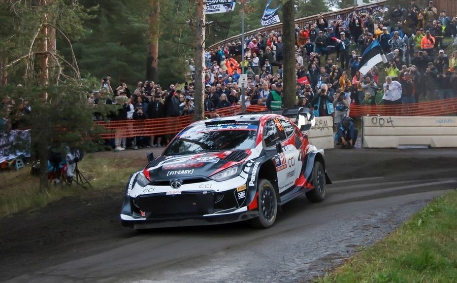 Kalle Rovanpera leads 2024 Rally Finland after incident-filled Friday