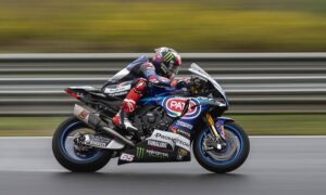 Jonathan Rea makes a surprise return to the top after dominating third practice at Estoril