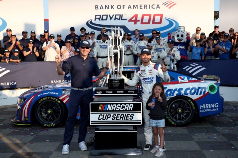 Kyle Larson wins NASCAR Cup Series playoffs race at Charlotte ROVAL