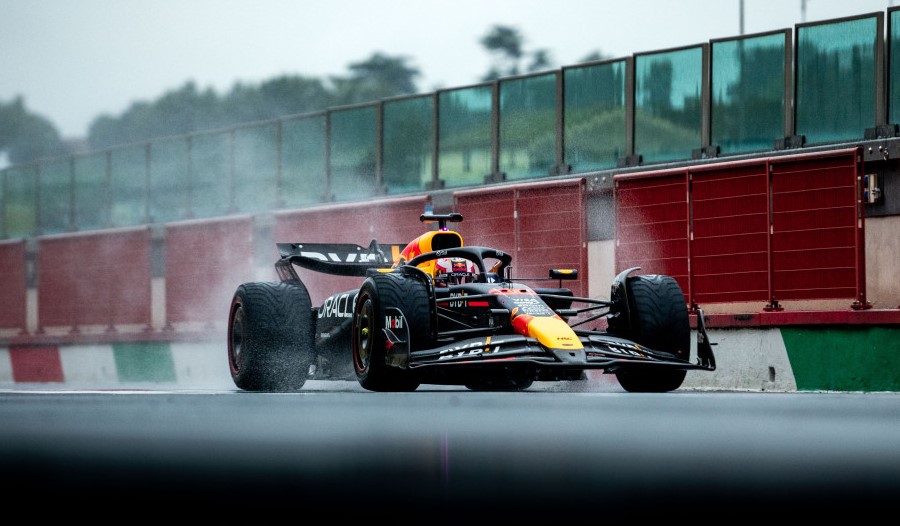 Liam Lawson runs Red Bull F1 car in Mugello Pirelli tyre test ahead of Austin return