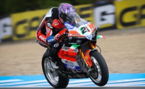 Michael Ruben Rinaldi tops second practice for Jerez WorldSBK ahead of Bulega