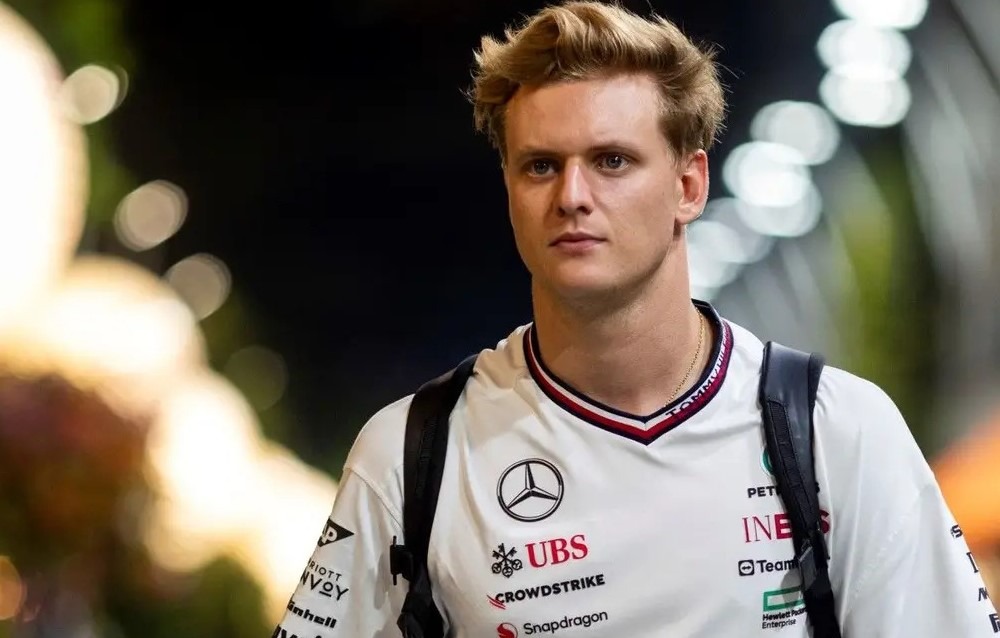 Mick Schumacher's return to F1 dealt a major blow after his Pirelli test was cut short