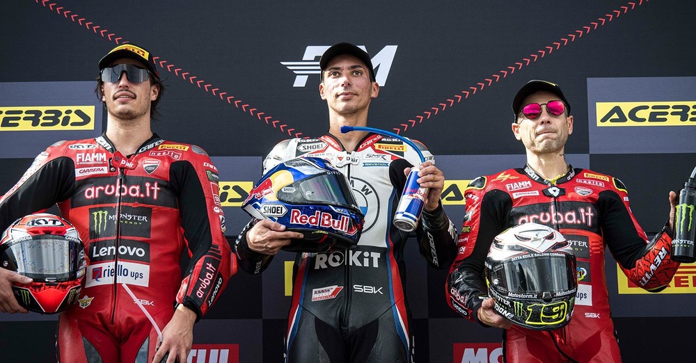 Razgatlioglu pips Bulega and Bautista to win Estoril WorldSBK Race 2