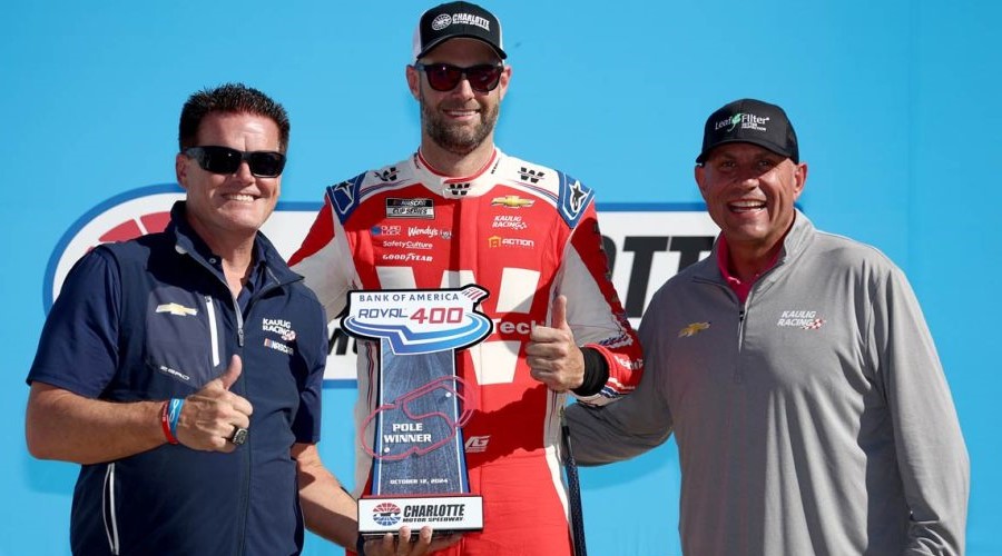 Van Gisbergen clinches first NASCAR Cup Series pole at Charlotte Roval