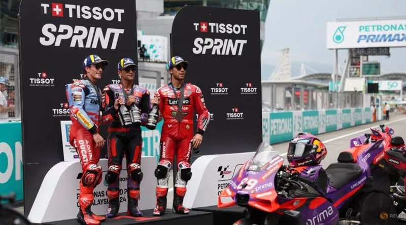 Martin closes in on title after 2024 Malaysian MotoGP Sprint win while Bagnaia crashes