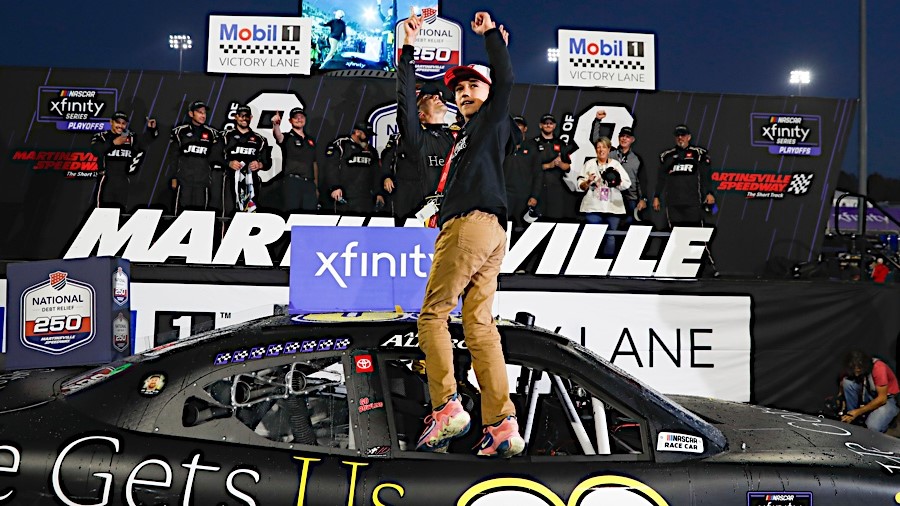 Aric Almirola wins at Martinsville as Xfinity Series playoffs Championship 4 battle heats up