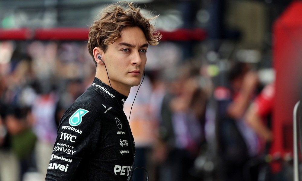 George Russell follows Lewis Hamilton's lead to slam inconsistent Mercedes amid warning