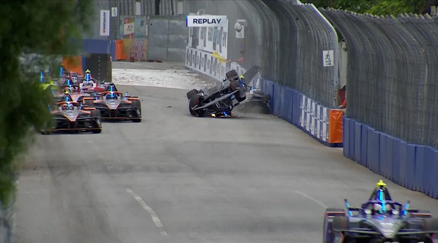 Watch Pascal Wehrlein's crash at Sao Paulo E-Prix