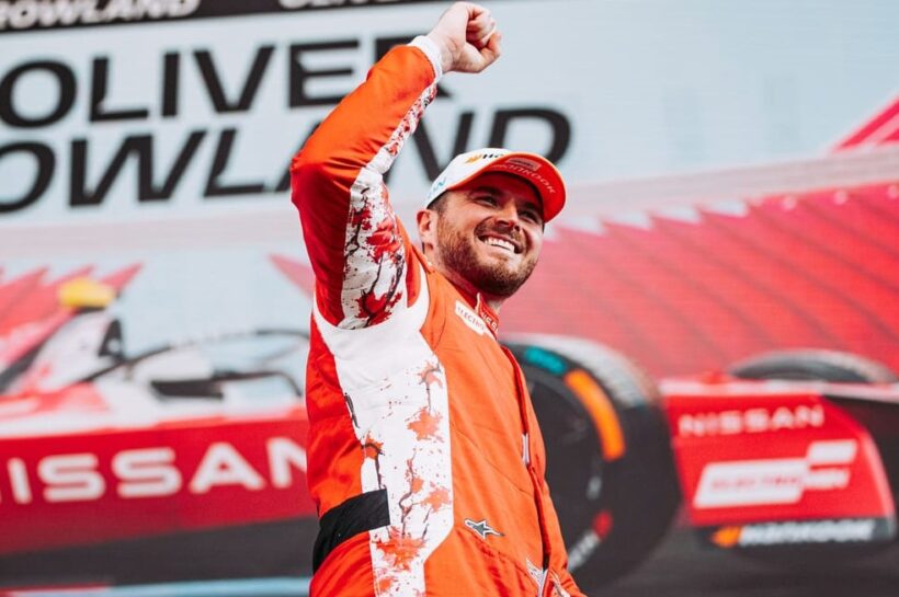 Nissan's Oliver Rowland overcomes Porsche duo to win Mexico City E-Prix 2025