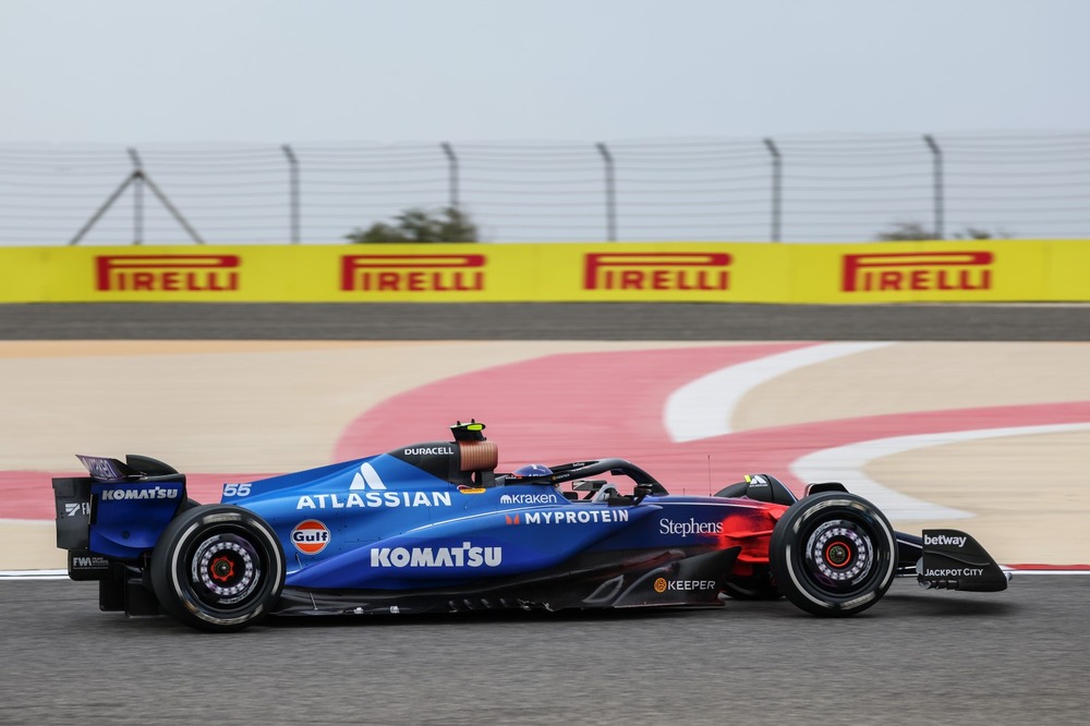 Bahrain F1 testing,Carlos Sainz,Lewis Hamilton