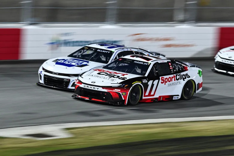 Clash at Bowman Gray Chase Elliott Denny Hamlin