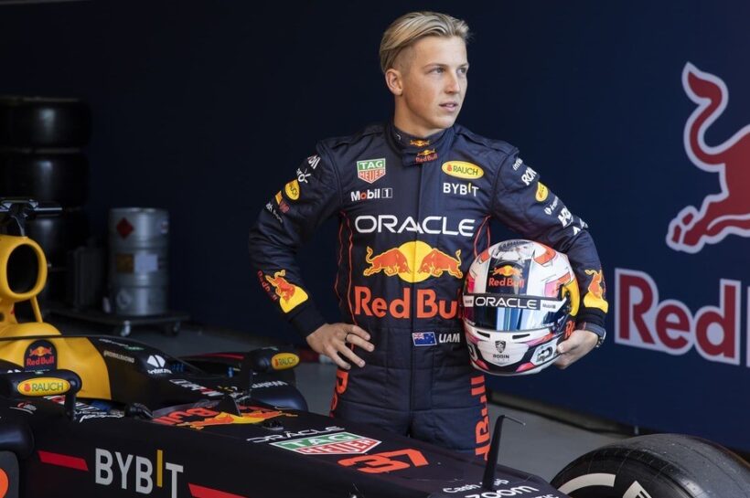 Liam Lawson's race engineer Red Bull 2025 F1