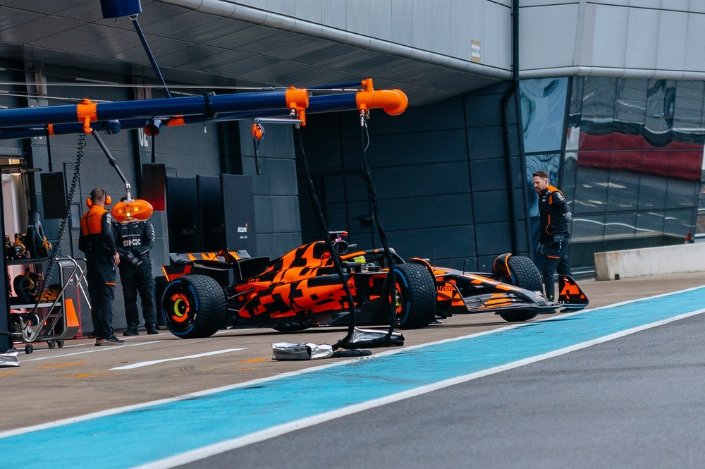 McLaren's 2025 F1 car,MCL39,track debut