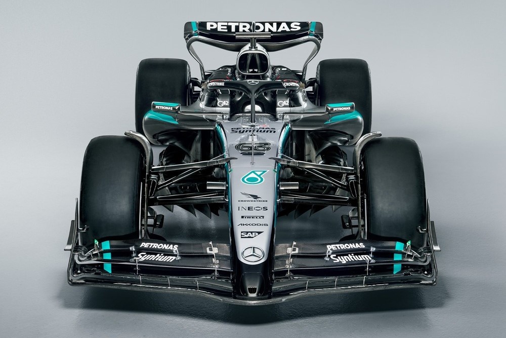 Mercedes W16,2025 F1,key changes