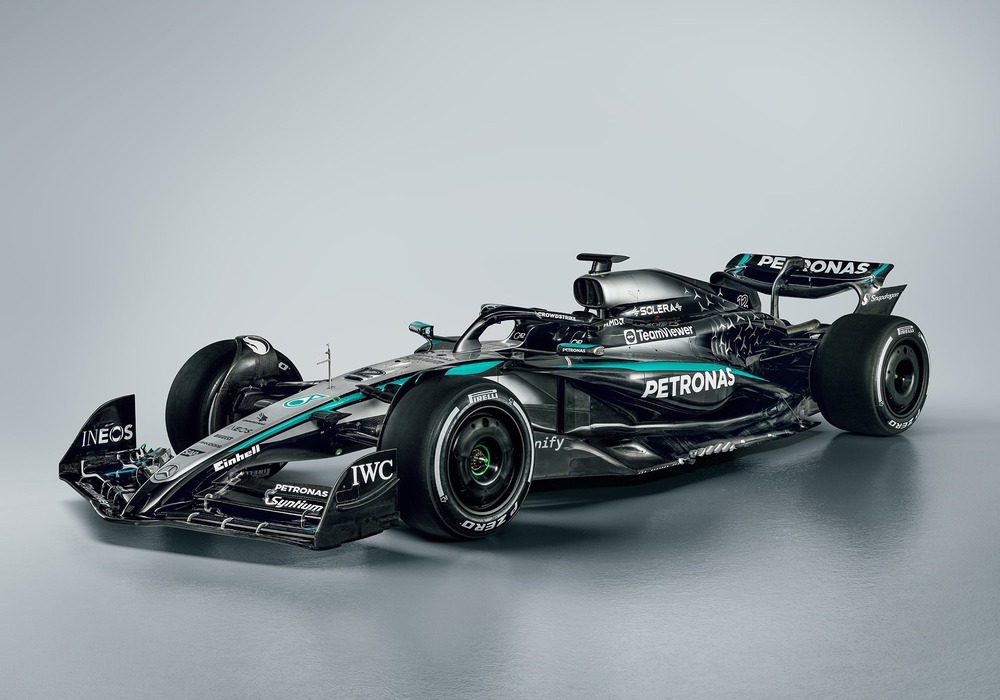 Mercedes W16,2025 F1,key changes