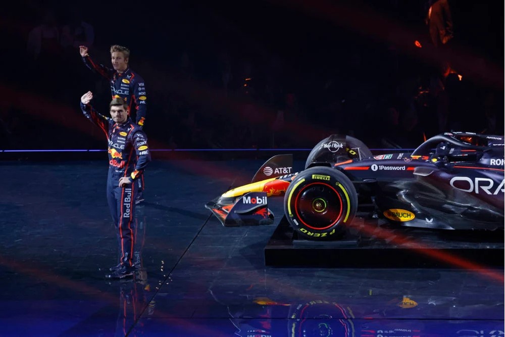 Max Verstappen and Christian Horner booing,F1 75 Live,Red Bull,FIA