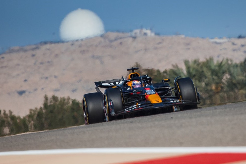 Verstappen Red Bull RB21 debut Bahrain