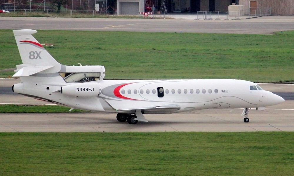 Verstappen's new private jet Falcon 8X