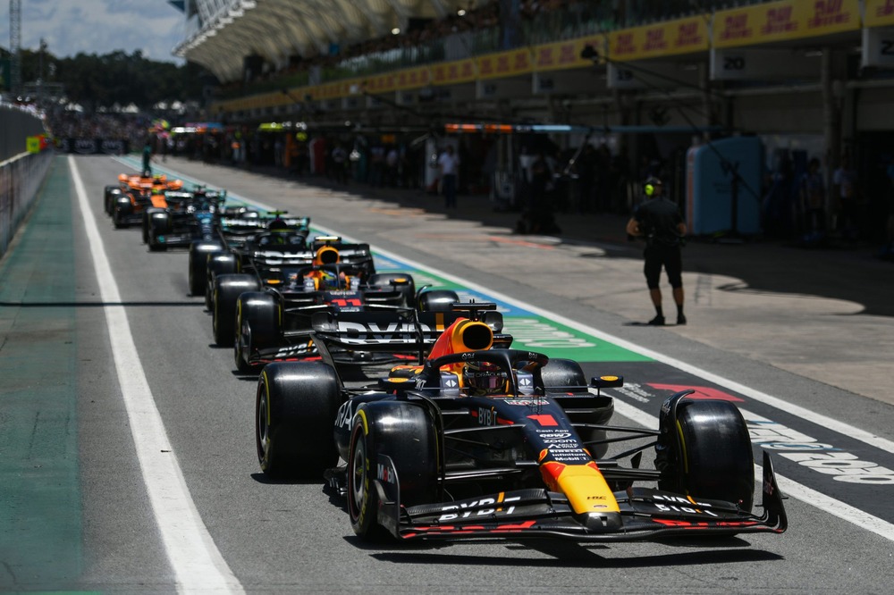 F1 pit-lane start procedures damaged cars 2025 season