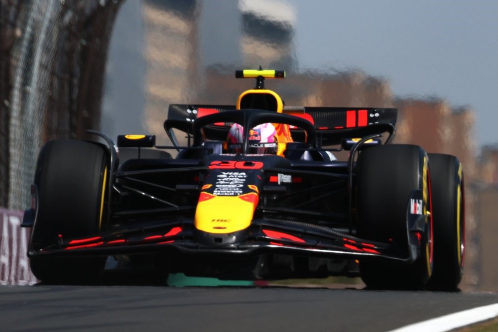 Chinese Grand Prix,Friday practice,Lando Norris,Charles Leclerc,2025 F1